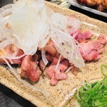 炭火焼鳥 喜鳥家 - ひねタタキ