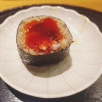 鮨 はまだ - これが１番美味いやつ。燻したたくあん使ったトロタクかな