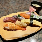 しほう田 - ◯特にぎりランチ…¥1,500円(税込)
      ※通常提供メニューでは有りません。