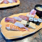 しほう田 - ◯特にぎりランチ…¥1,500円(税込)
      ※通常提供メニューでは有りません。