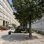 JUST BAKED Popular Potatoes - 植木屋も夏休みは "お預け"