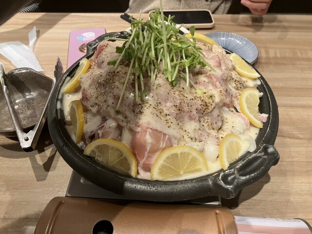 Uma Karaage to Izaka Meshi Miraizaka Honmachi Ten