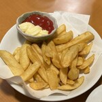 東京とんこつ とんとら - 料理写真:フライドポテト　350円