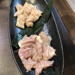 炭火焼肉 にく式 - 上ガツと何だっけ？