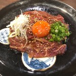 炭火焼肉 にく式 - ハラミ刺し