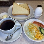 純喫茶 ロビンソン - モーニングサービスセット 600円！