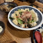 美ら花 別邸 - 島豆腐サラダ