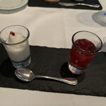 ラ・ブランシュ - タマネギのソルベ、赤紫蘇のジュレ