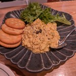 居酒屋 ヨーテル - たまごサンドの中身サラダも一工夫