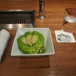 焼肉うしごろ - うしごろサラダです。