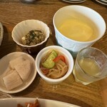 G831 Natural Kitchen & Cafe - 