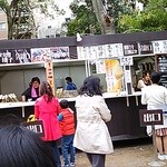 六義園 さくら茶屋 - こちらはちょっとプレハブチック