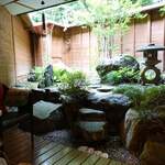 小さなホテル セラヴィ - 