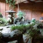 小さなホテル セラヴィ - 