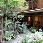 小さなホテル セラヴィ - 