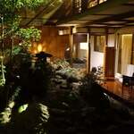 小さなホテル セラヴィ - 