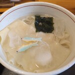 長木屋 - 川幅うどんと普通のうどんの合盛り