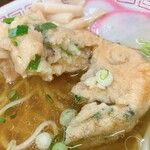 名代 中華そば 山金 - 中は、こんな感じ