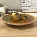 スパイスカレー あかつ亭 - ◾️大根と鯖のカレー¥1.100
      ◾️砂肝マサラ¥330
      ◾️卵のピクルス¥110
      　　　　　　　　　　　総計¥1.540