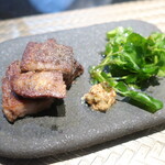 鉄板焼 石狩 - 石狩流 牛タンステーキ 粒マスタード添え/クレソンサラダと共に 2024.8月