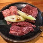 炭火焼肉 貴仙 - 