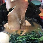 王道家直系 鬼道家 - 大きくて美味しいチャーシュー