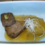 瀬戸内味覚処 芸州 本店 - 冬瓜と黒毛和牛サーロインの治部煮 山葵 紅葉麩