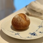 オオハラ エ シーアイイー - 自家製パン ※おかわり自由
      2024年8月9日