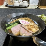 なんか喰ぃ亭 - チャーシューが和牛ロービー！