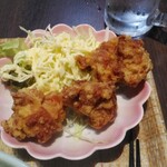 ISSEI - 定食の唐揚げ