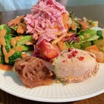 メゾン・ド・ハラ - ［前菜］　鶏レバームースサラダ添え