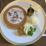 丸福珈琲店 名古屋三越栄店 - 蜂蜜レモンホットケーキ