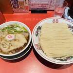 カドヤ食堂 総本店 - つけ汁(大)＋豚足