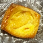 陽だまりパン工房 - もものプチデニッシュ