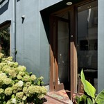 ナチュラル　カフェイーナ - 外観