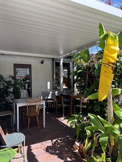 Natural Cafe Iina - 內部裝潢