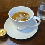 キッチン ブルー グローブ - ホワイトコーヒーへ