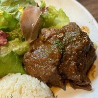 ビストロ ハマイフ - 仔羊のトマト煮込みアップ