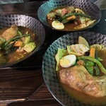 SOUP CURRY＆HAMBURG　龍祈（TATSUKI） - チキンカリー　1500円