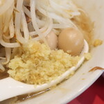 ラーメン二郎 - ショウガ半分