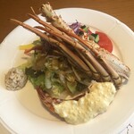 活伊勢海老料理 中納言 - 伊勢海老のサラダ。伊勢海老のツナ、伊勢海老の上にかかったタルタルが最高！ドレッシングも美味しくて、いつも買って帰る