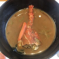 活伊勢海老料理 中納言 神戸三宮本店 - 伊勢海老の味噌汁。濃厚なえびのスープ