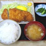 Esashi - 「ロースかつ定食」800円