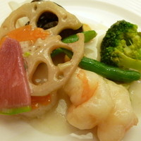 天厨菜館 銀座店 - 海老、ホタテ、イカのあっさり炒め
