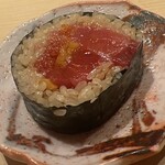 すが弥 - マグロ全部入りの太巻き
