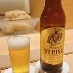 すが弥 - 最初はいつも通り、エビスの小瓶でスタート