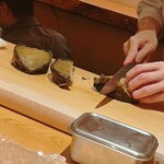 すが弥 - 蒸し鮑を斬り付けます