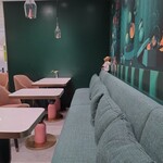 ザ・ペニンシュラ ブティック&カフェ - ソファ席独占！