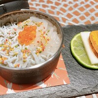 魚坐 - 前菜(お寿司) カラスミ添え