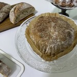 ラトリエ ドゥ プレジール - ココナッツミルクとマンゴーのパン